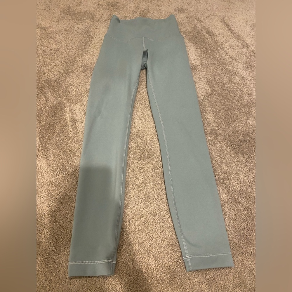 Lulu lemon leggings